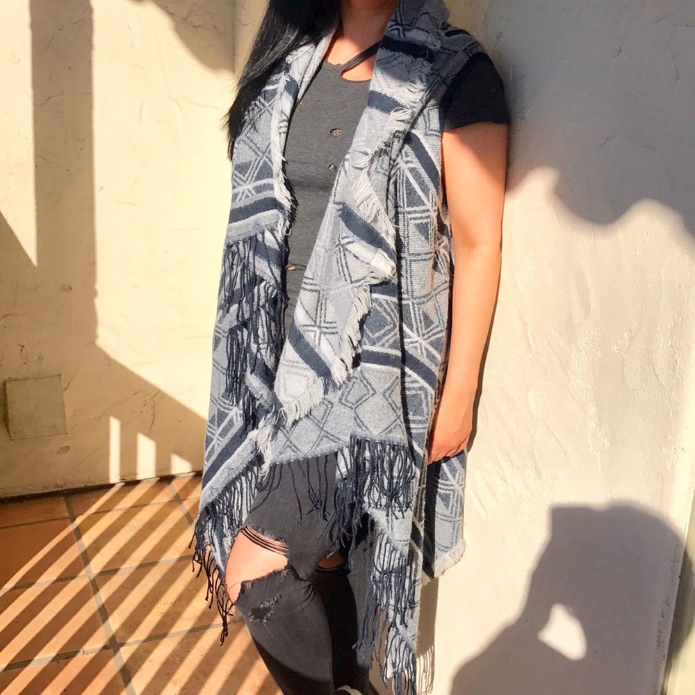 Melrose + Market Poncho